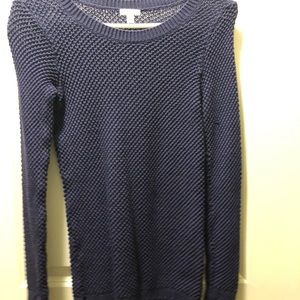 BP blue sweater